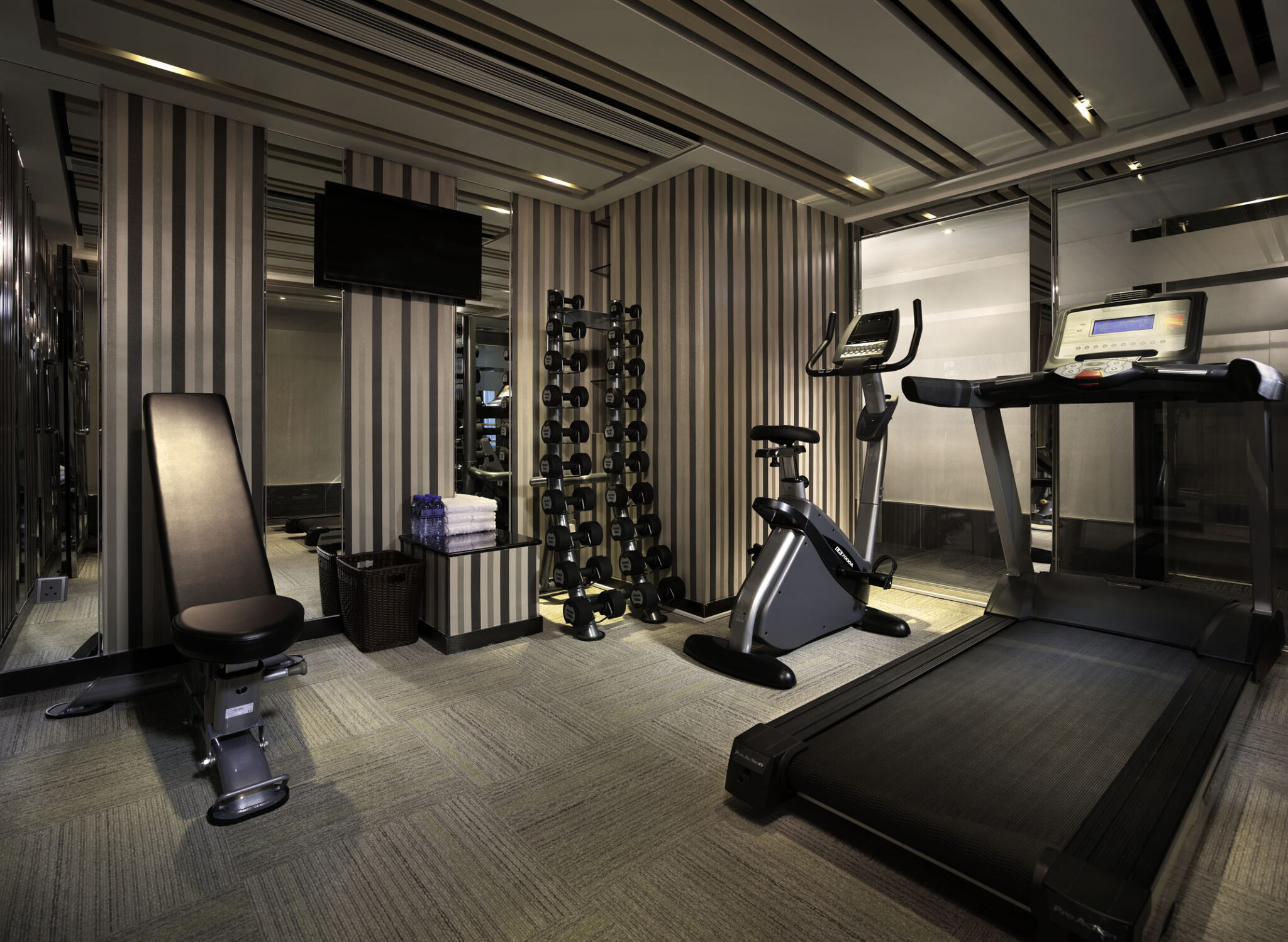 PopwayHotel-gym room