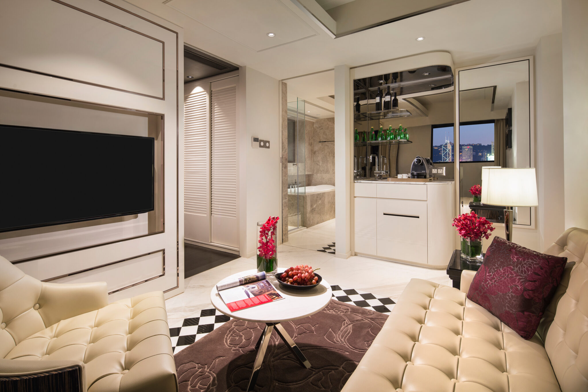 SR_China_Hong Kong_Hotel Pravo_Pre_Suite_Living rm-HR